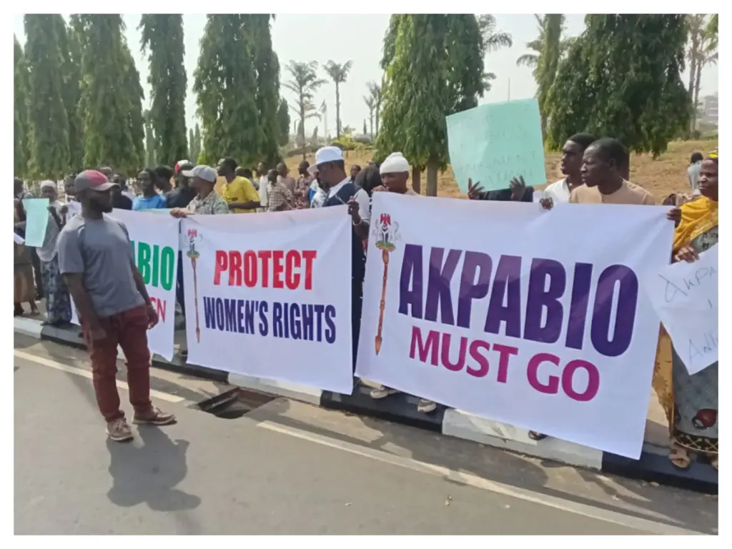 Pro-Natasha women groups begin mass protest today