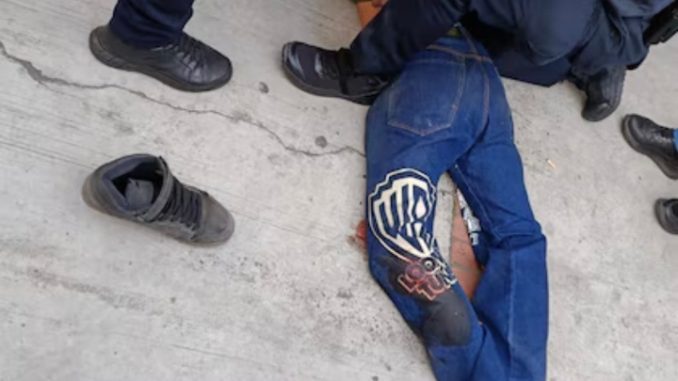 Presidential Candidate Shot Twice By 15-Yr-Old Suspect (Video)