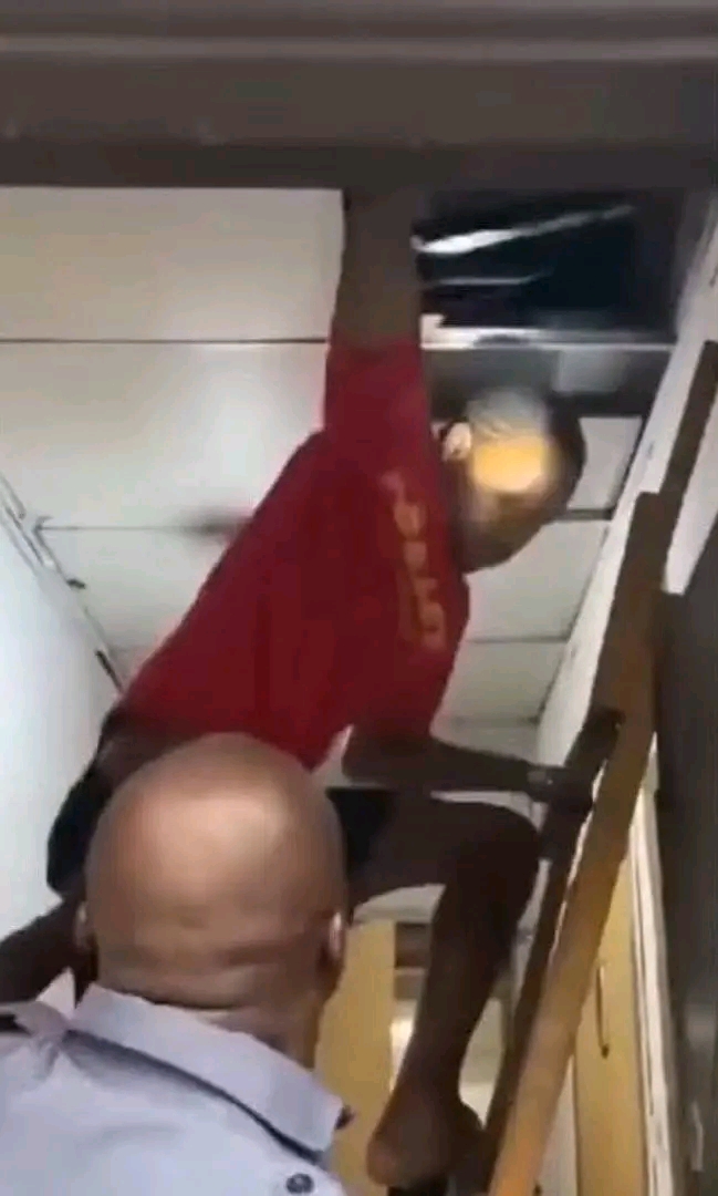 Young Man Nabbed in Bank Ceiling After Failed Overnight Heist Attempt