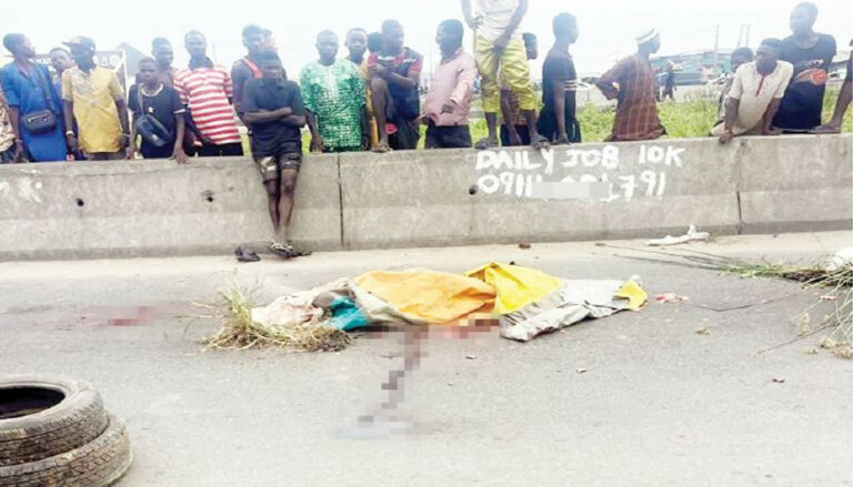 Lagos passenger crushed to death during fight over motorpark