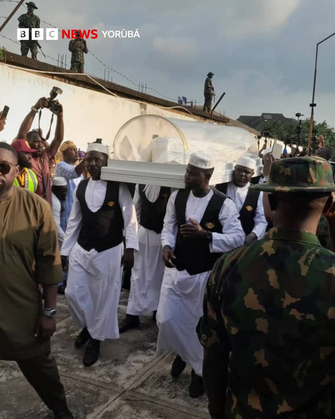Photos: Awujale Buried in Ijebu Ode